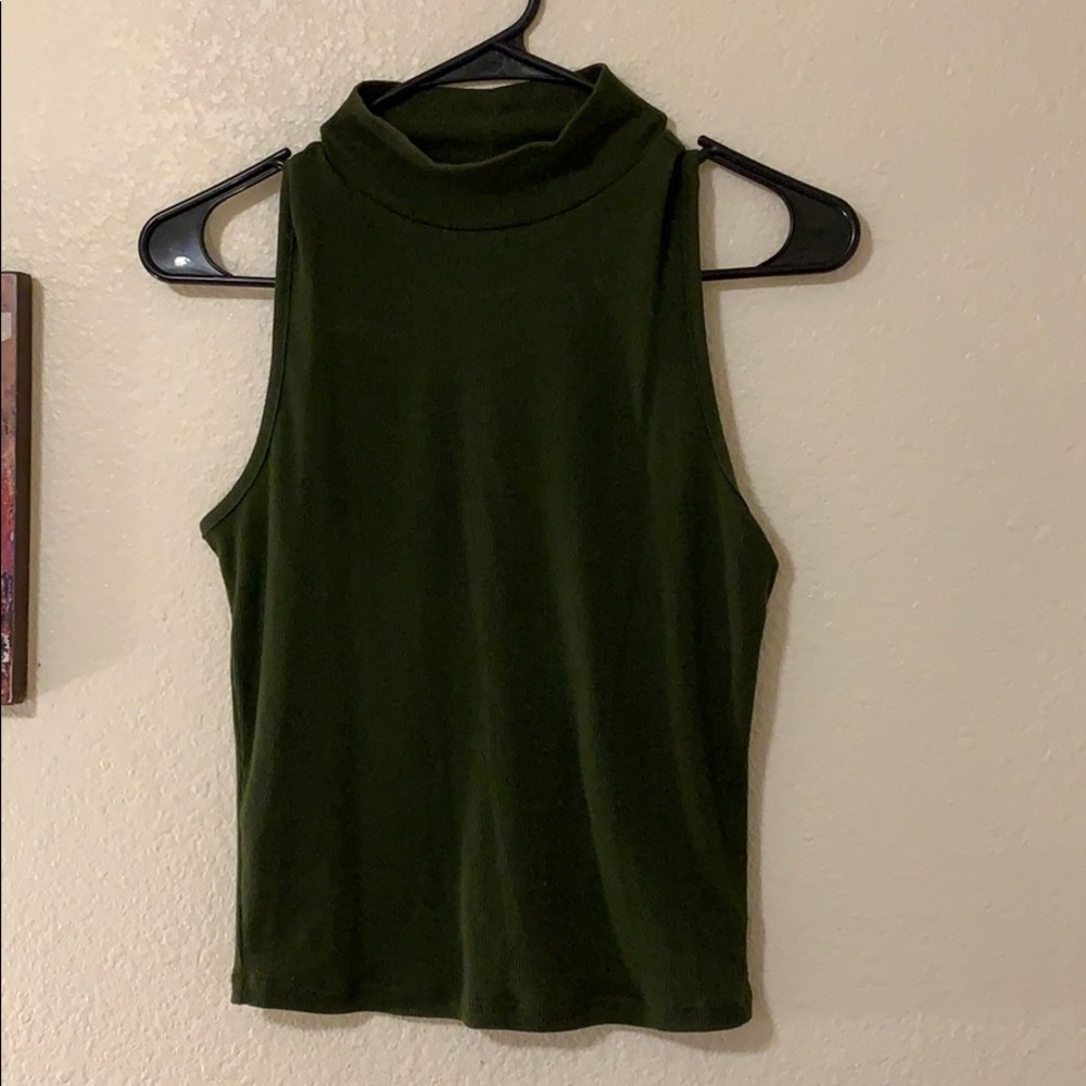 No boundaries turtle neck tank